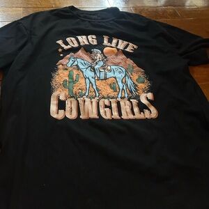 SHEIN Black Graphic Tee